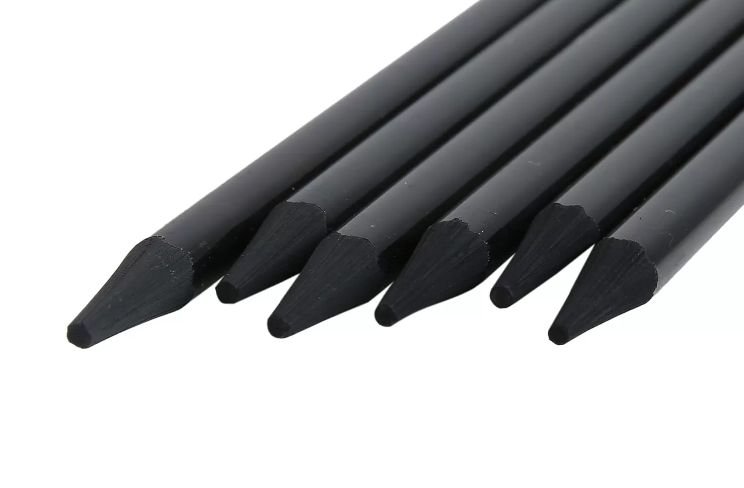 BRUSTRO WOODLESS CHARCOAL PENCIL SET OF 6 (3 SOFT, 2 MEDIUM, 1 HARD)